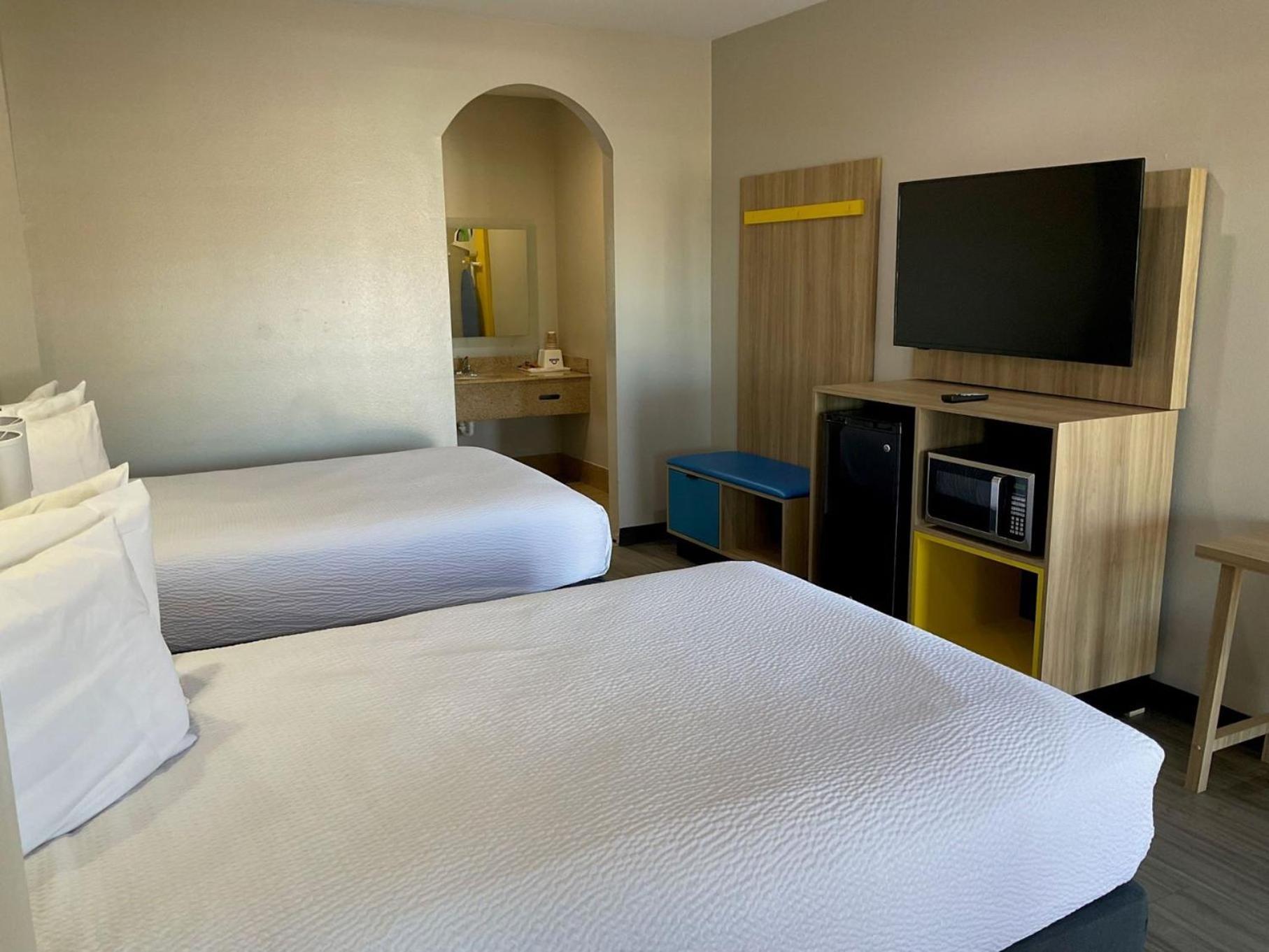 Days Inn By Wyndham Humble/Houston Intercontinental Airport Eksteriør billede